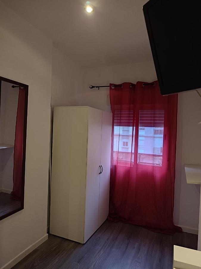 Avenue Rooms Valencia Exterior foto